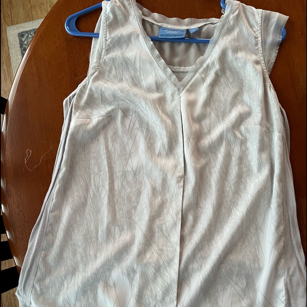 PRICE DROP!! Simply Vera Wang Sheer Sleeveless Top size L